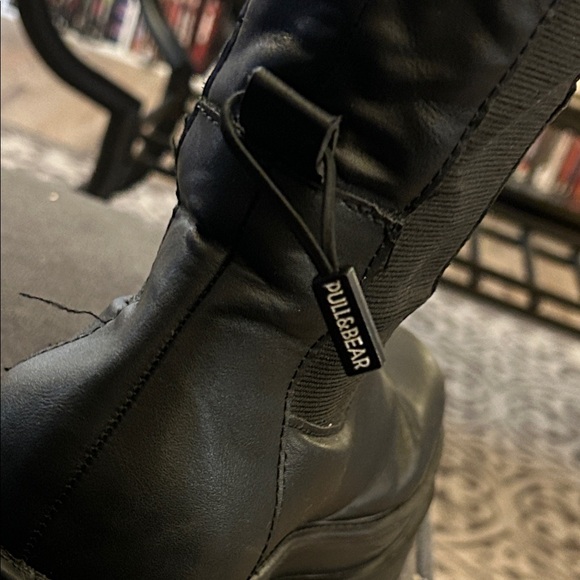 Black Knee-High Women's Boots - Picture 5 of 7